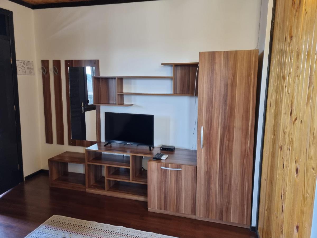 Trifon Zarezan Family Hotel Glavatartsi Eksteriør billede