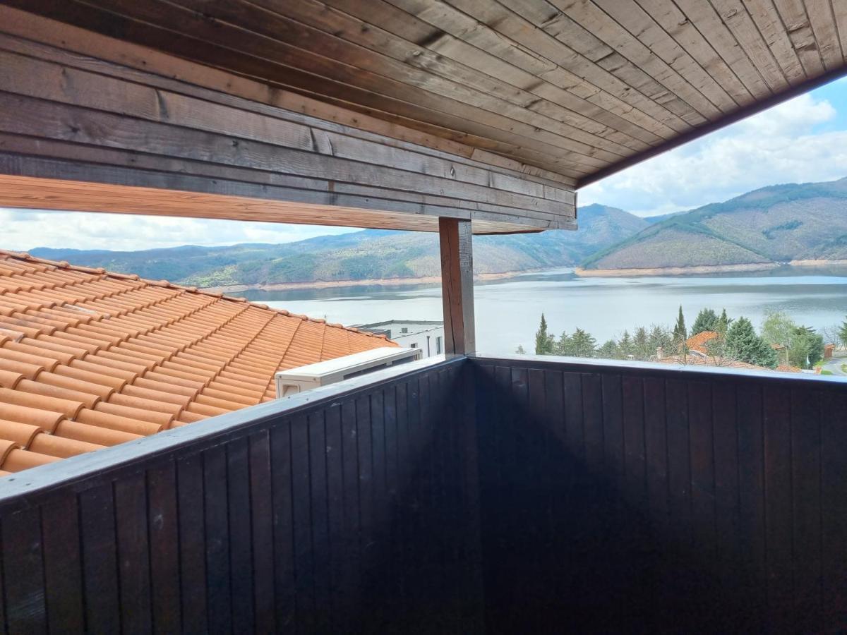 Trifon Zarezan Family Hotel Glavatartsi Eksteriør billede