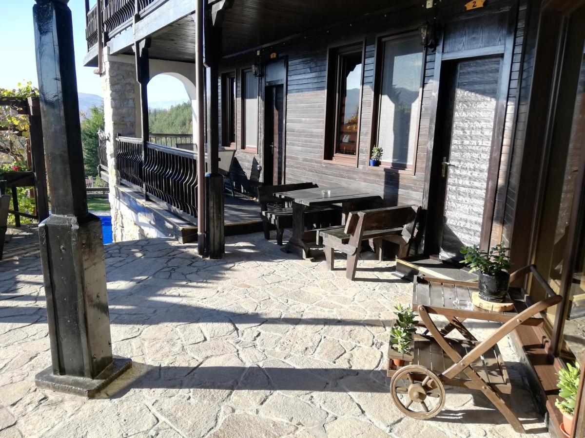 Trifon Zarezan Family Hotel Glavatartsi Eksteriør billede