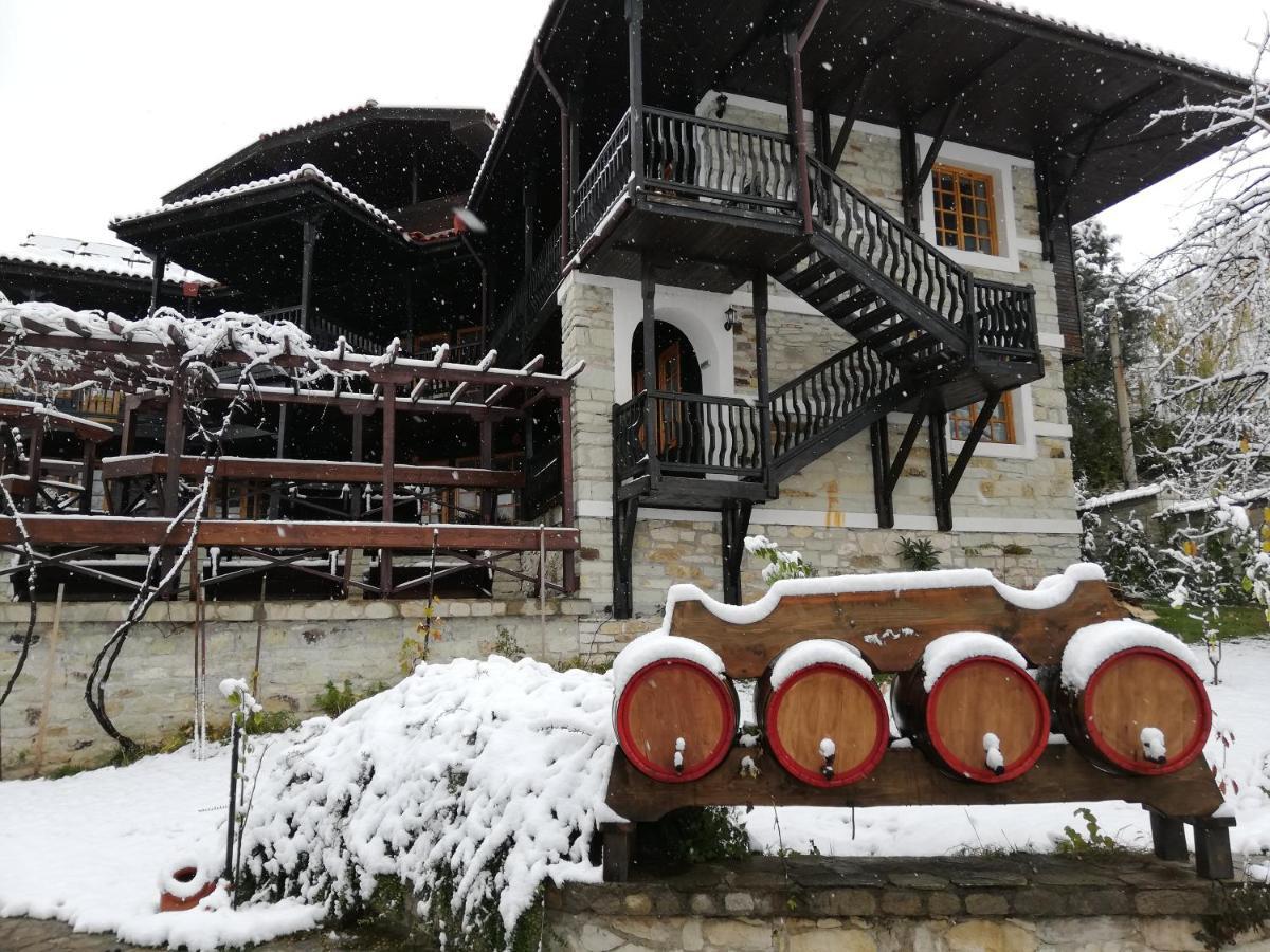 Trifon Zarezan Family Hotel Glavatartsi Eksteriør billede